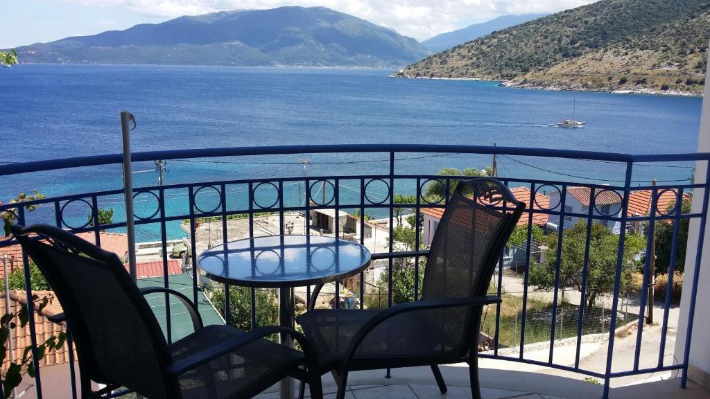 Olive Bay Hotel Agia Efimia Quarto foto