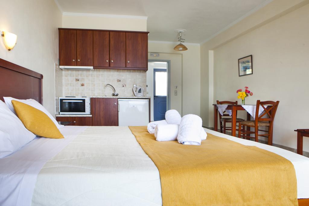 Olive Bay Hotel Agia Efimia Quarto foto
